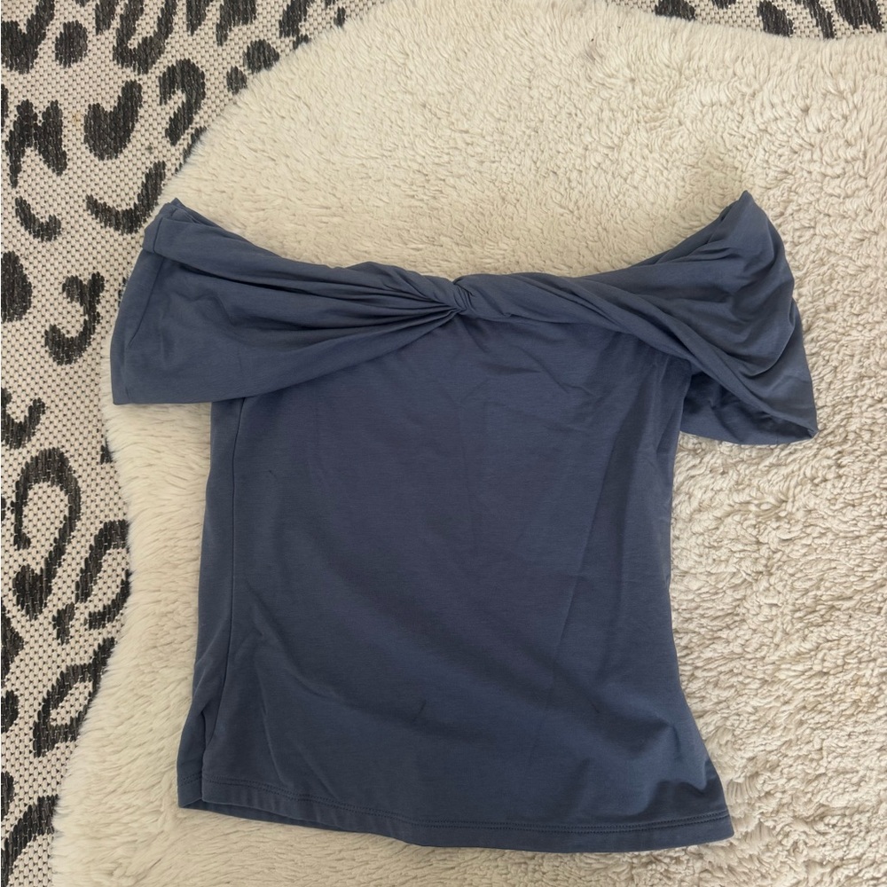Abercrombie & Fitch Off-Shoulder Twist Crop Top — Slate Blue